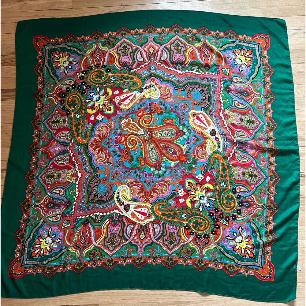 100% viscose colorful wrap/scarf.